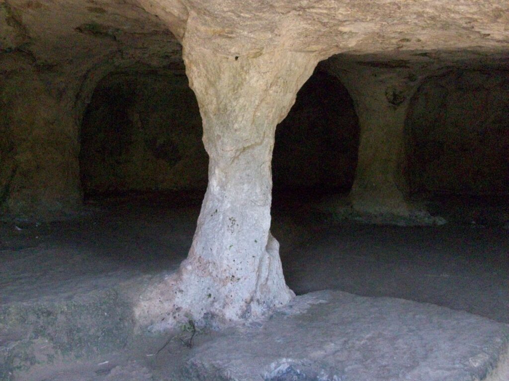 necropolis cala morell