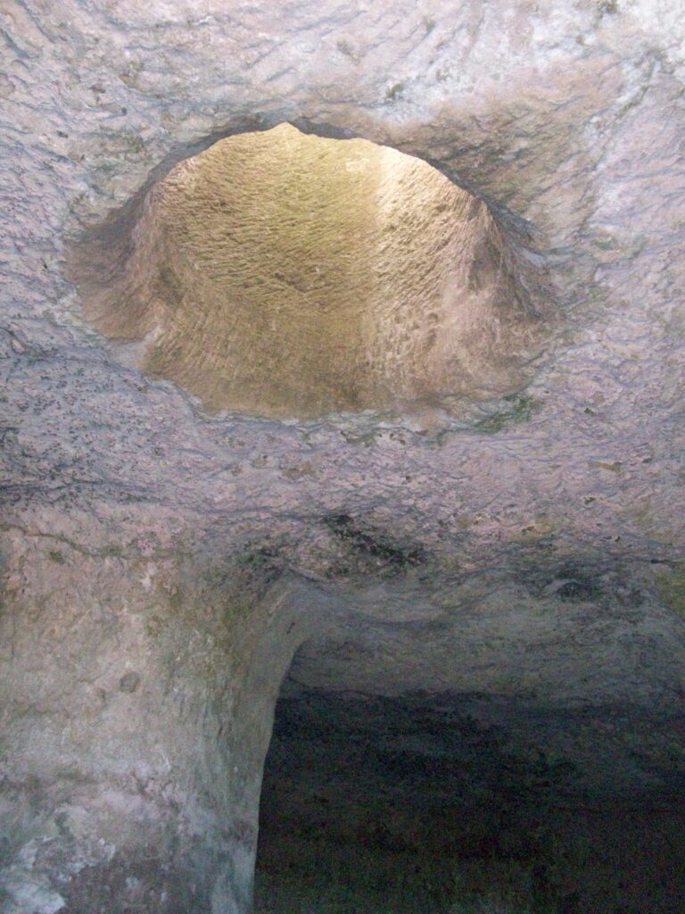 necropolis cala morell