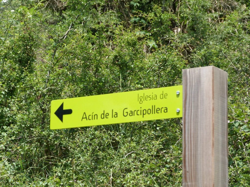 Cartel que nos avisa de la localización de Acín