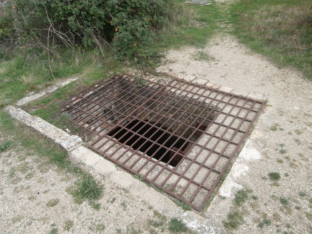 Entrada a las caballerizas