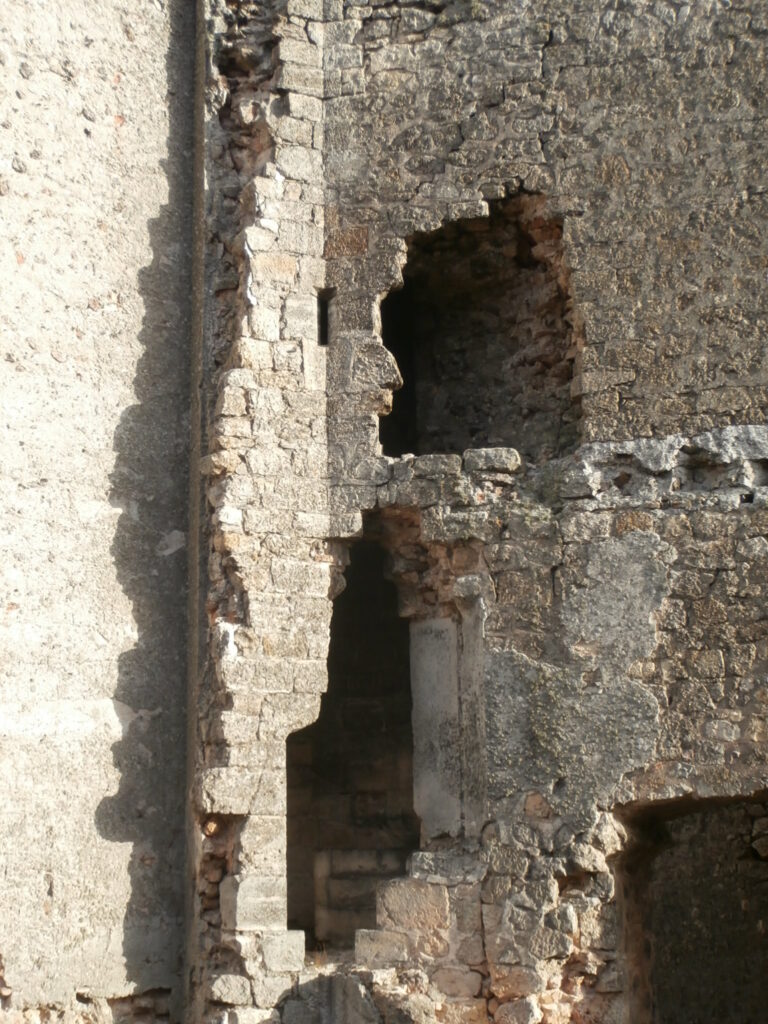 Restos de la escalera de caracol