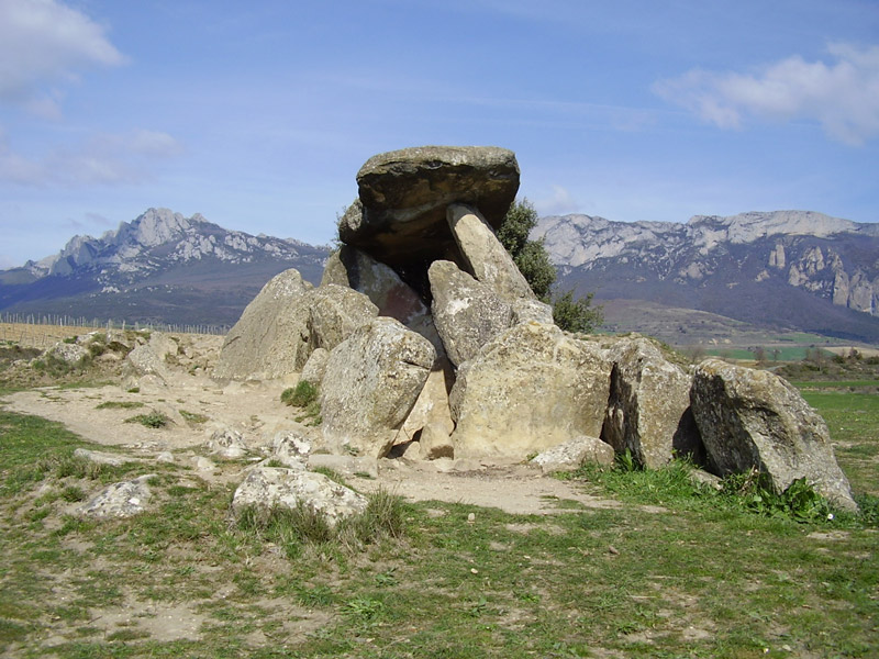 dolmen-la-chabola-de-la-bruja-el-villar
