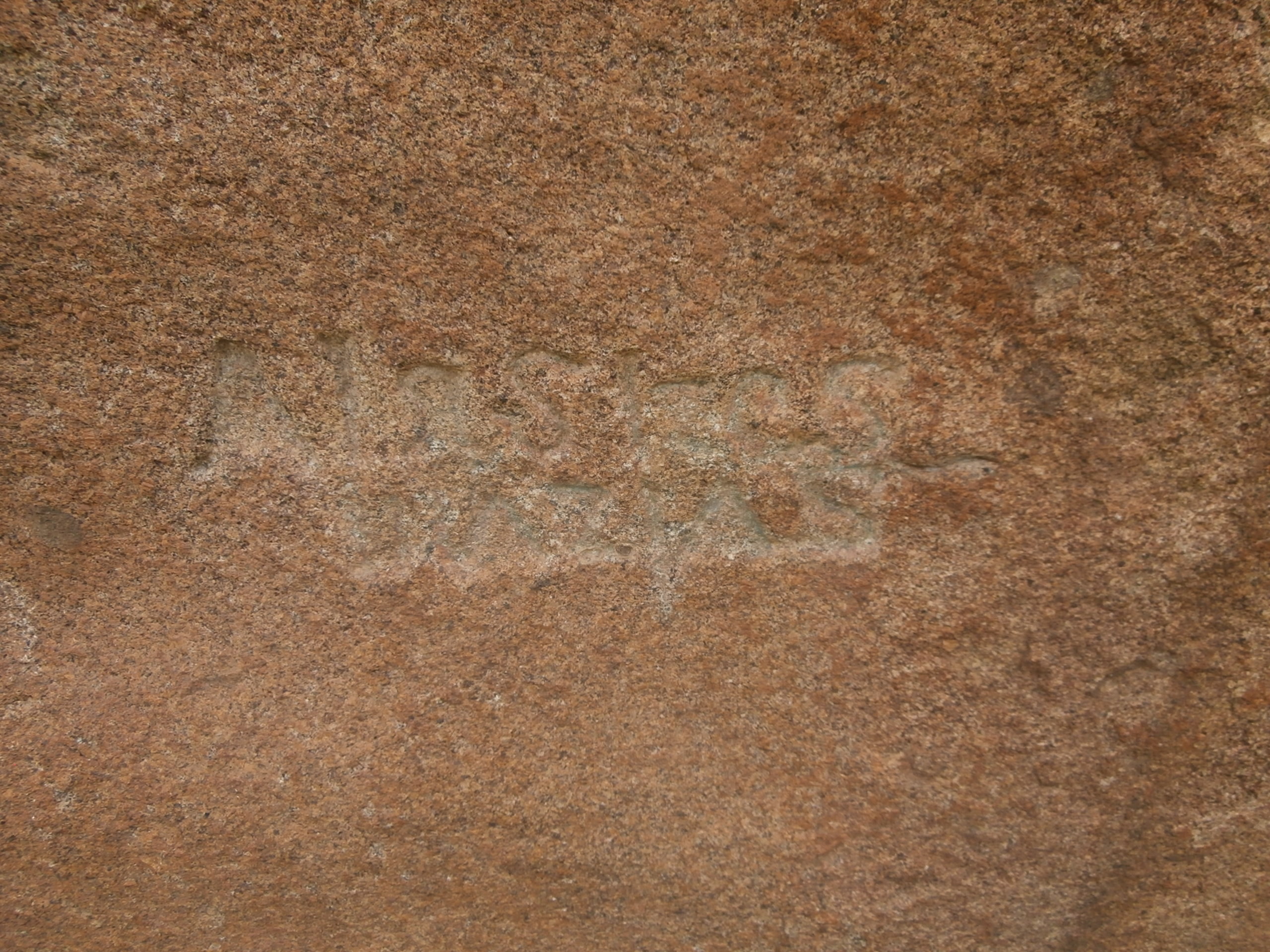 piedra escrita cenicientos